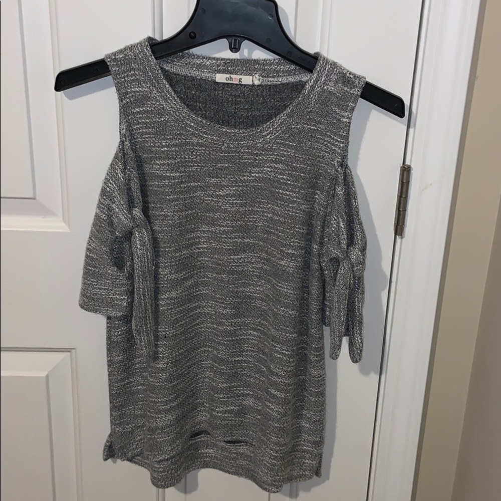 open shoulder top